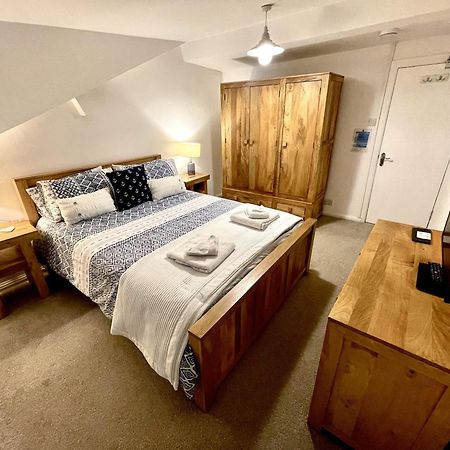 Tidesreach Filey, Sleeps 13, Close To Beach Ngoại thất bức ảnh