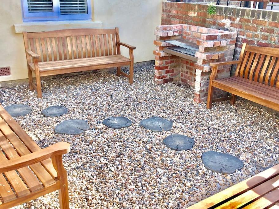 Tidesreach Filey, Sleeps 13, Close To Beach Ngoại thất bức ảnh